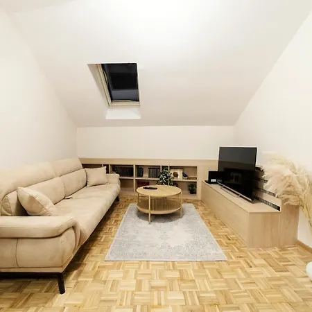Central Hideaway Suite Novi Sad Exterior photo